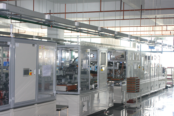 Square aluminum-case battery laddering PACK production line